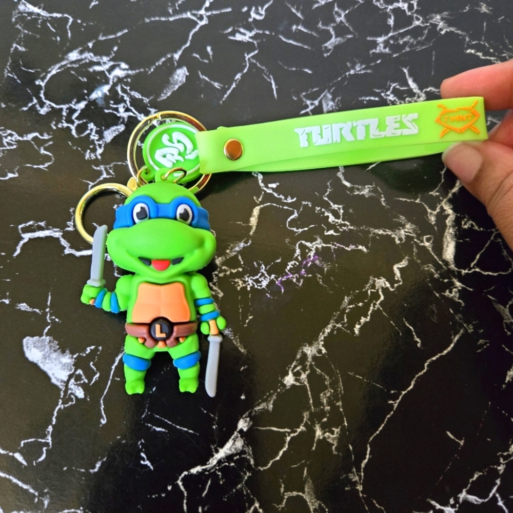 TMNT Leo Keychain